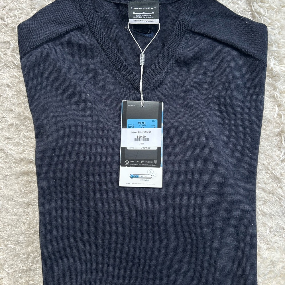 Nike Golf Black V-Neck Sweater Classic Style